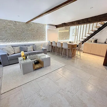 L'elegance Au Comminges - Balneo, Cinema & Confort *