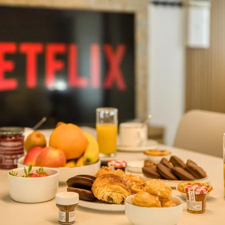 Hébergement de vacances Escapade Romantique Au Comminges, Balnéo 2 Places&cinéma Privé *